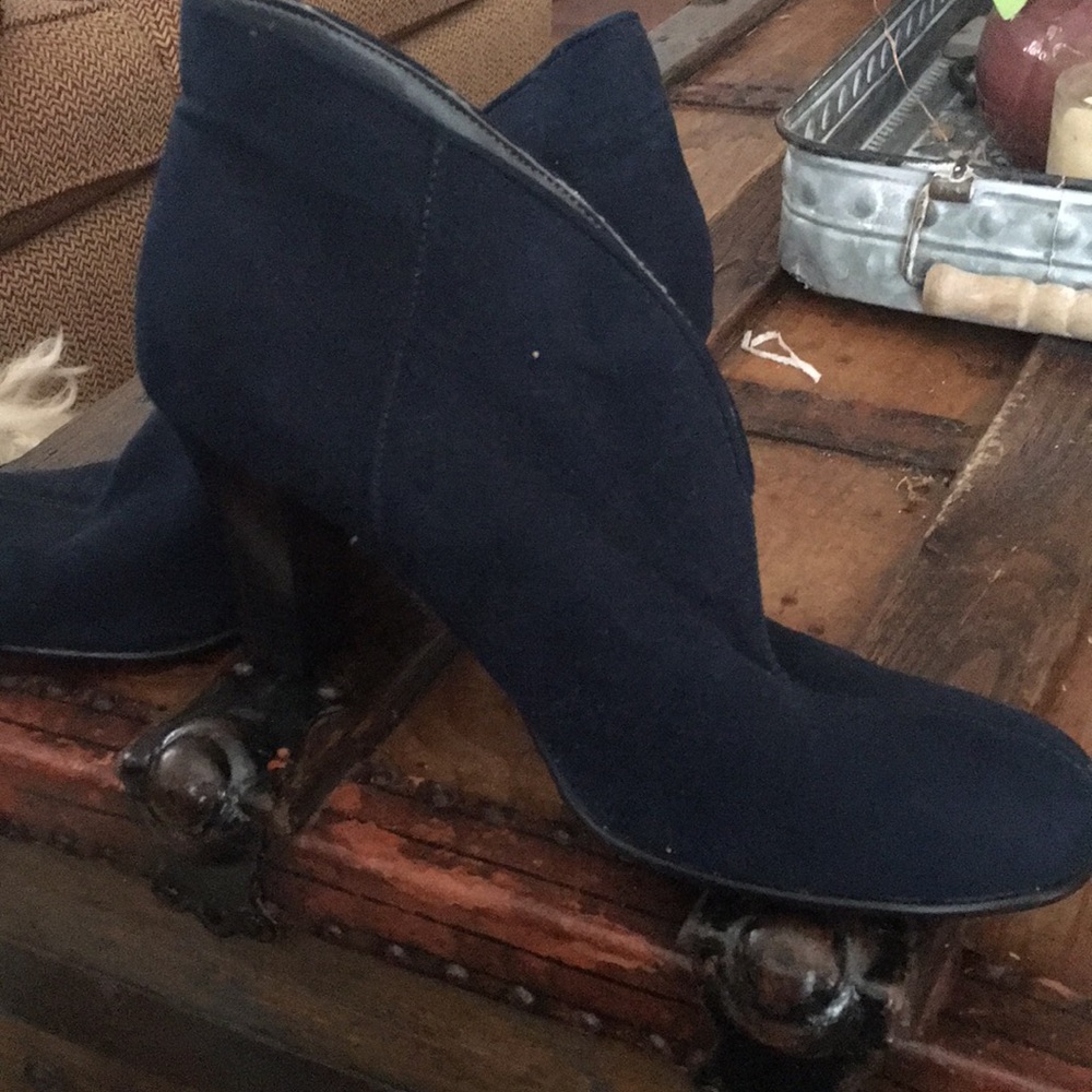 Aerosoles navy boots